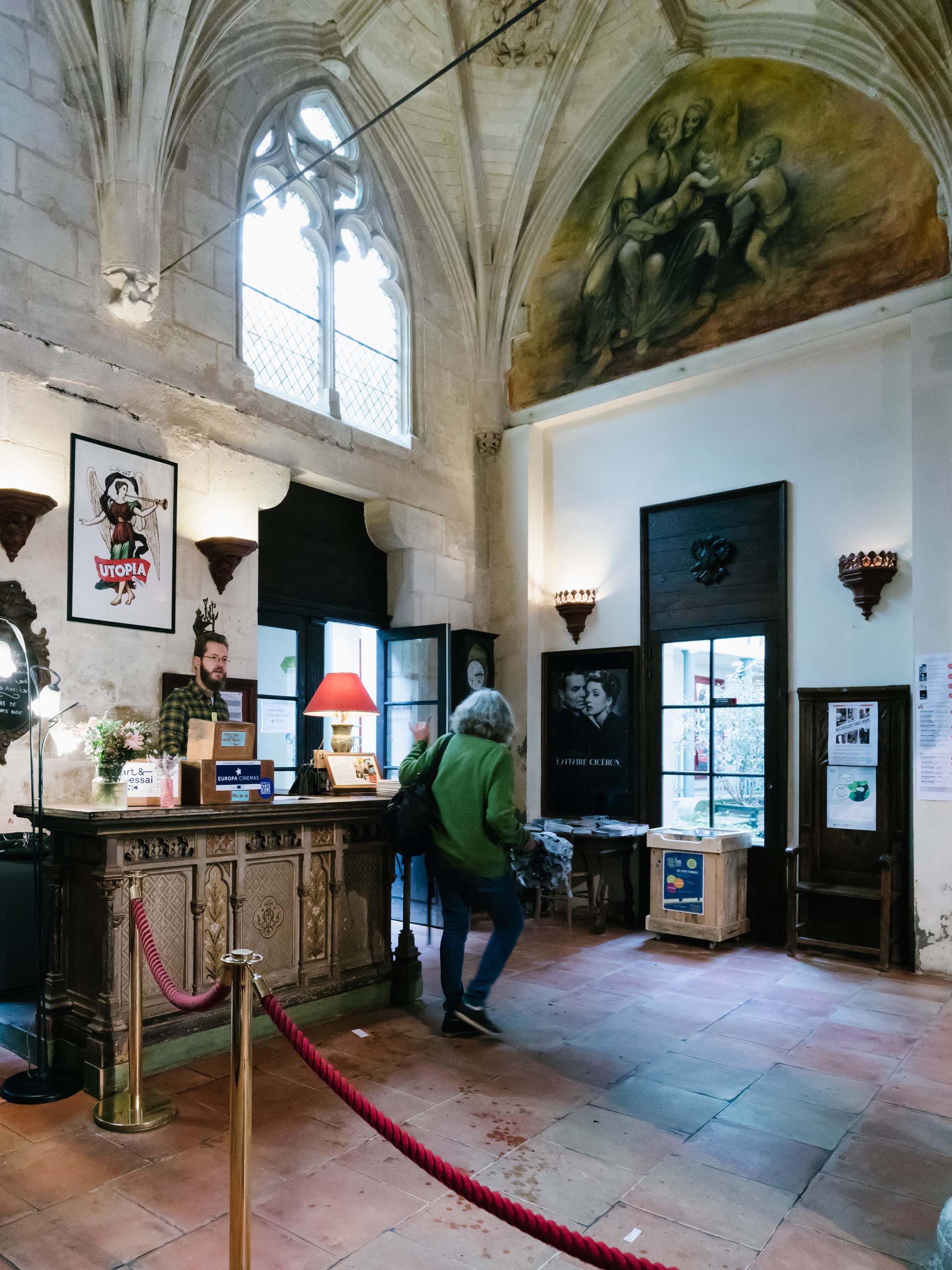 cinéma utopia dans une ancienne église