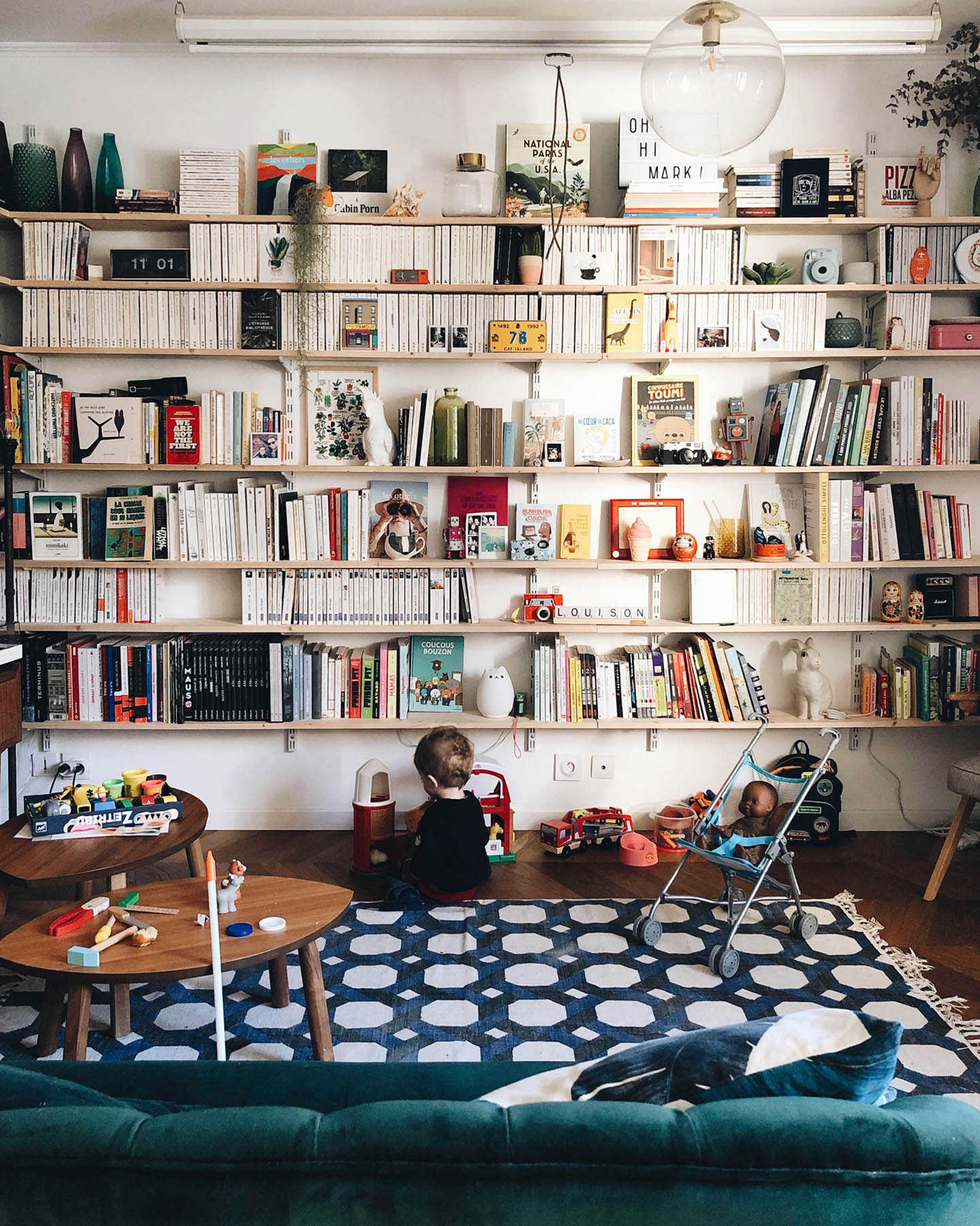 mur bibliothèque