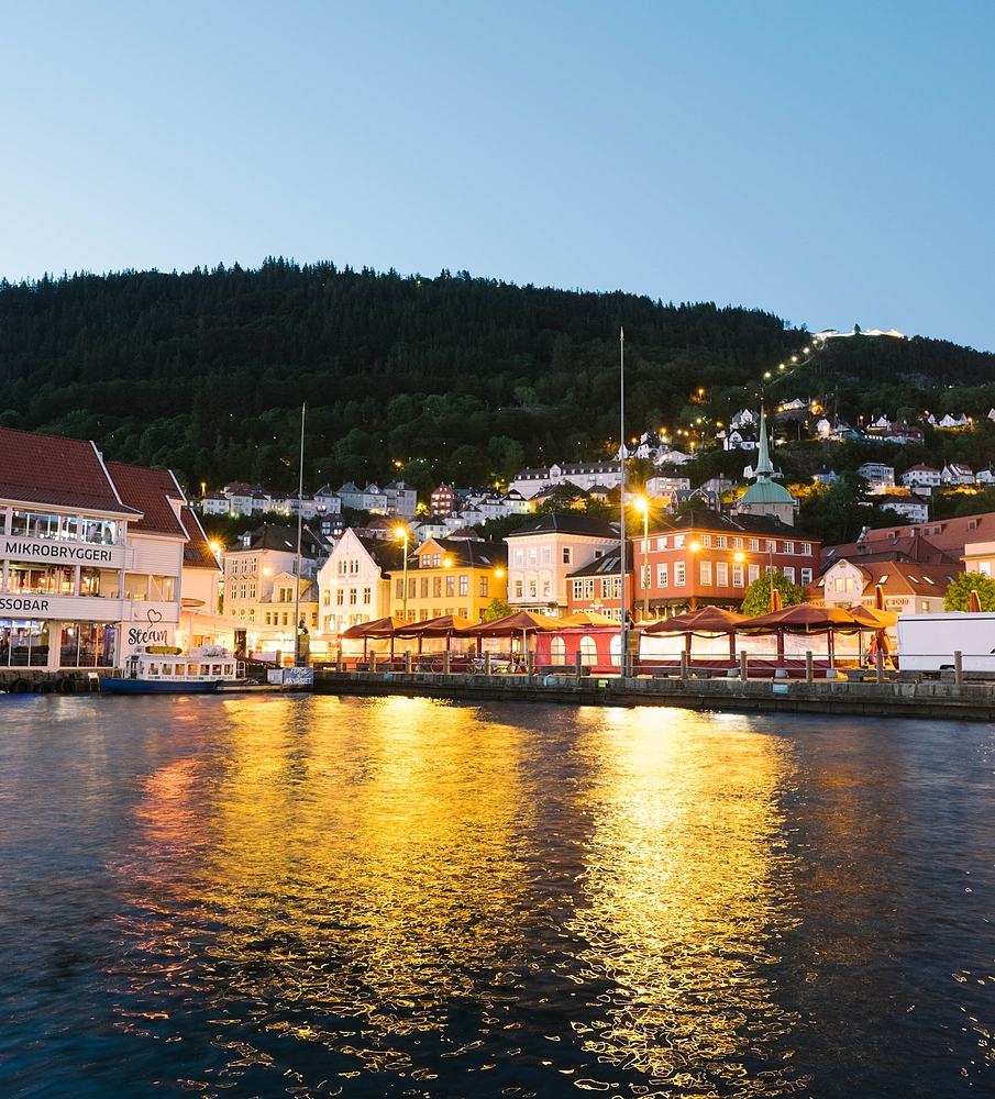 bergen by night