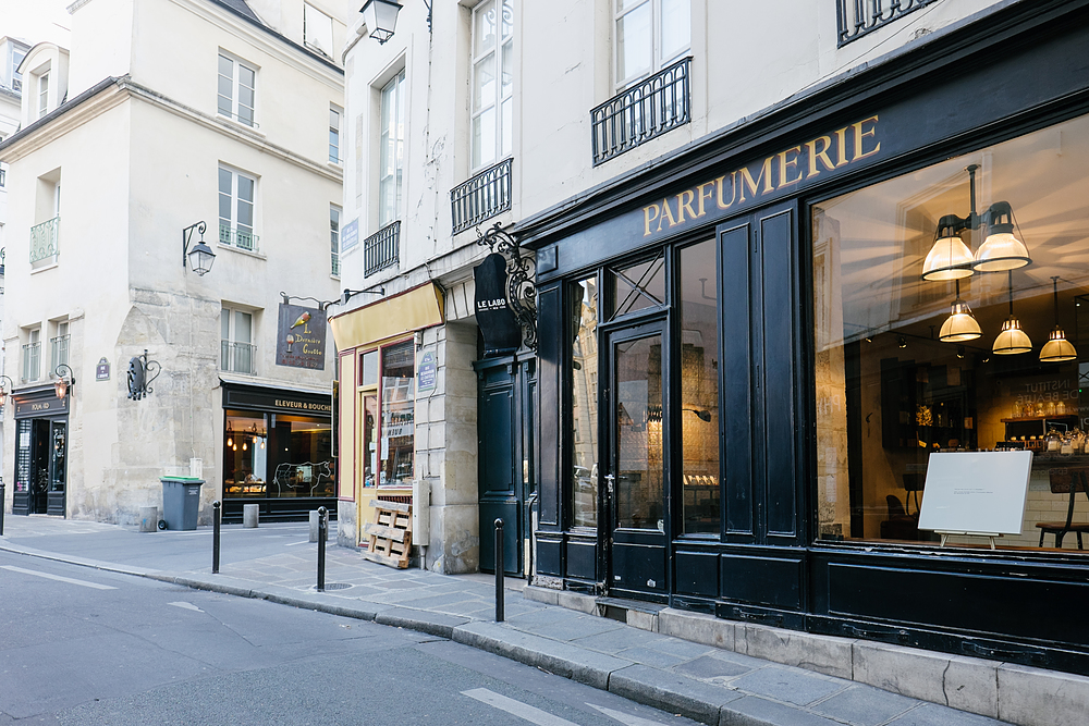 parfumerie paris rue bourbon le chateau