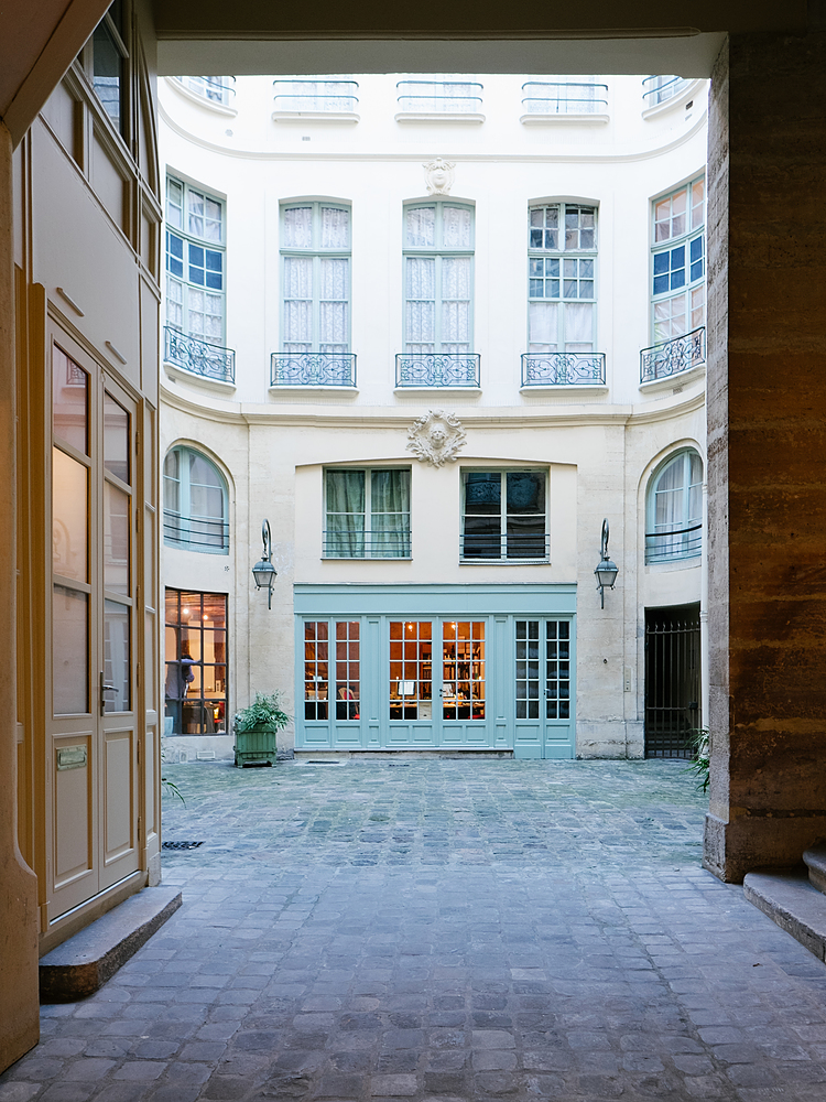 cour parisienne 6ème