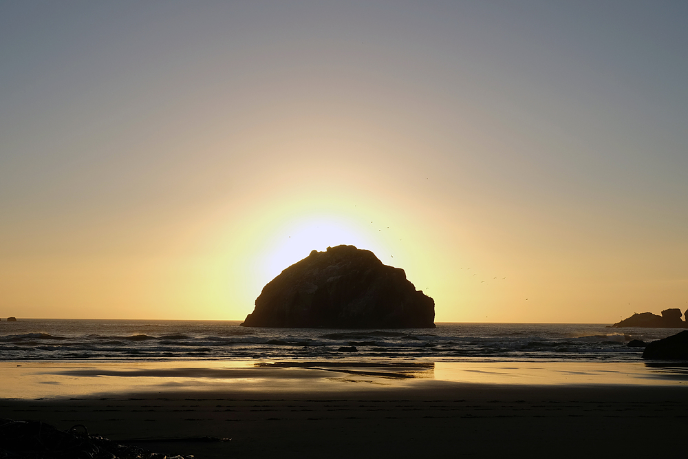 sunset face rock oregon