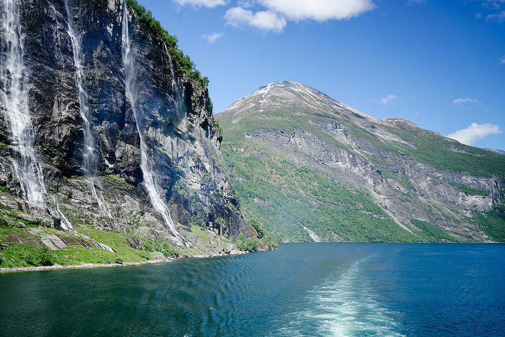 geiranger fjord