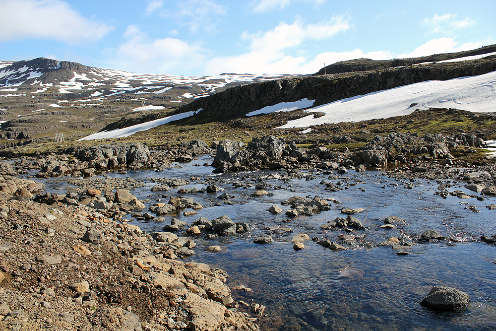 Neige près de Seyðisfjörður