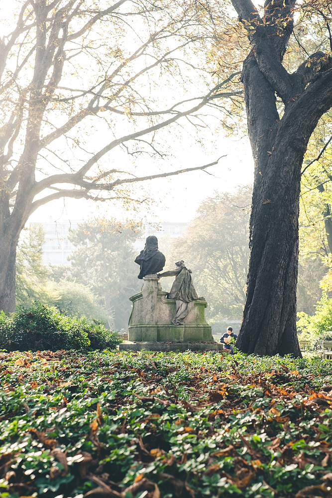 jouer au basket au jardin du luxembourg