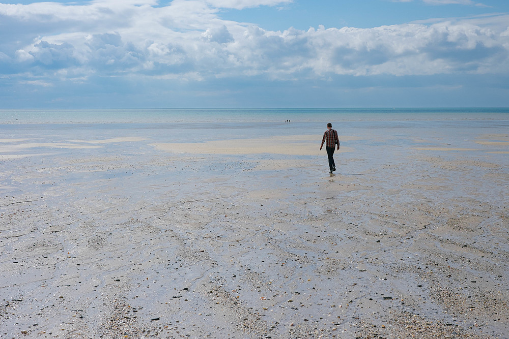 plage déserte jullouville