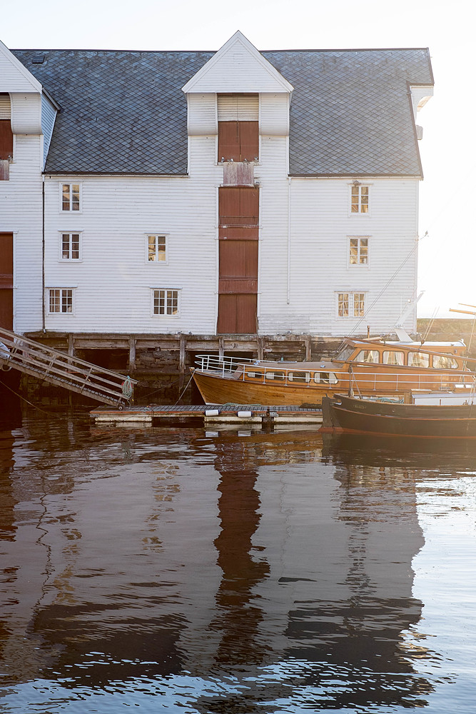 alesund port