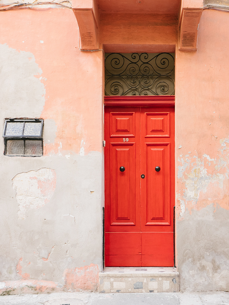 malte porte colorée