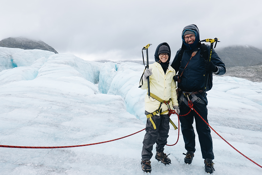 Marche sur glacier en norvège