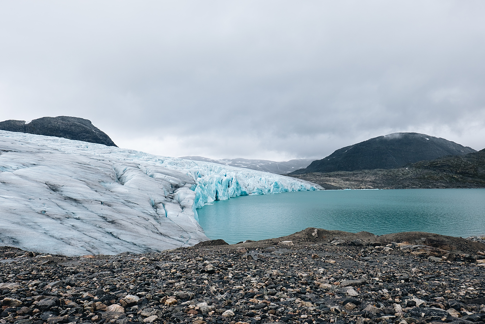 Marche sur glacier en norvège