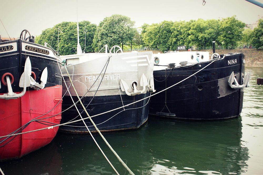 péniches bords de seine