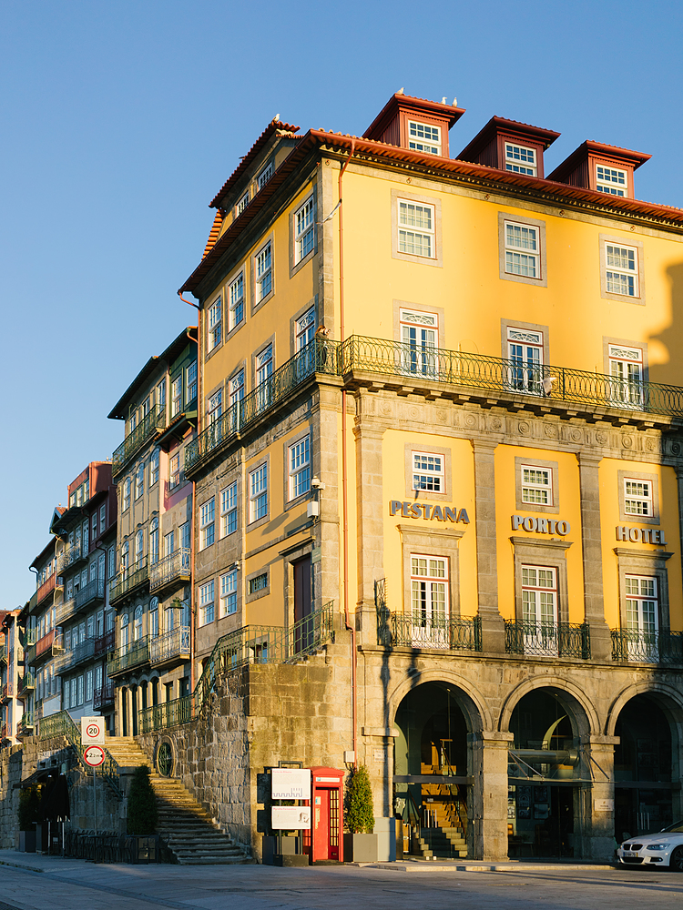 Praça da Ribeira Hotel