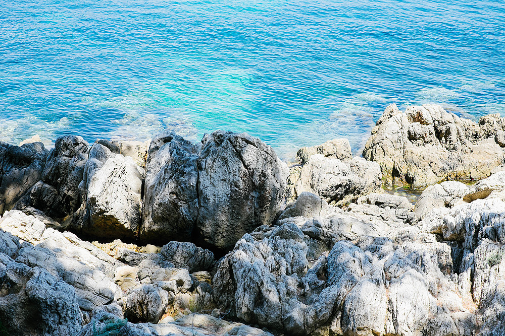 roches calcaires lérins