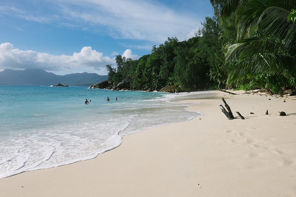 plage sud mahé seychelles