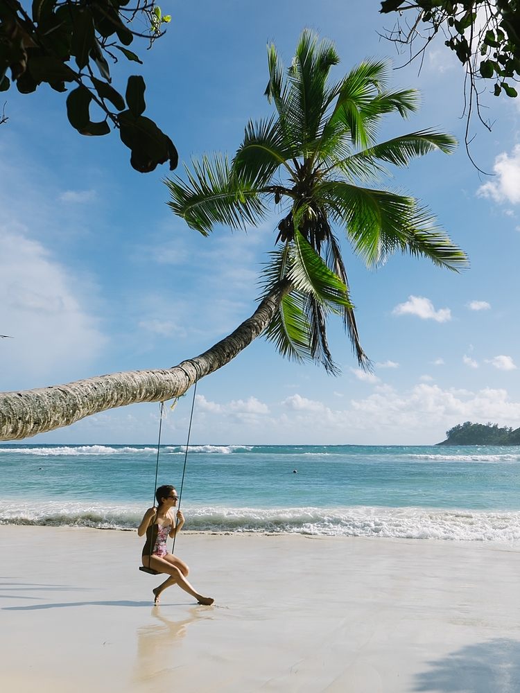 plage paradisiaque à mahé