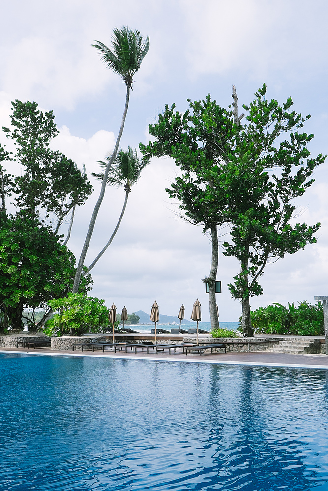 hôtel avani seychelles piscine