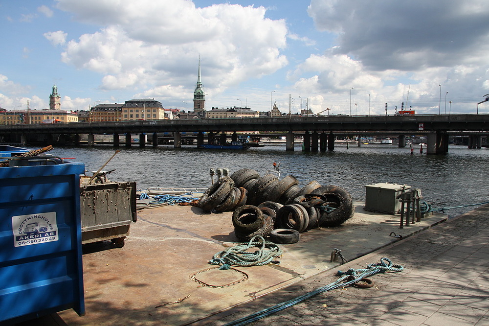 stockholm mauvaise odeur pneus