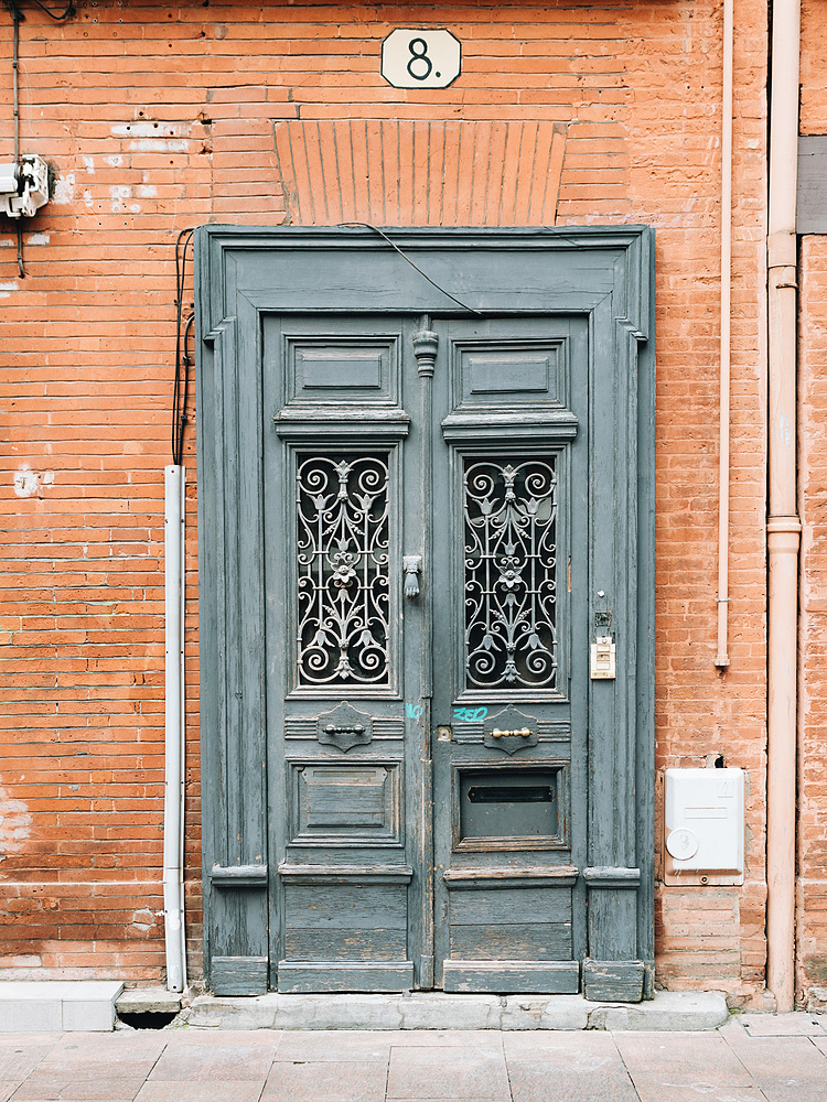 Façade toulousaine