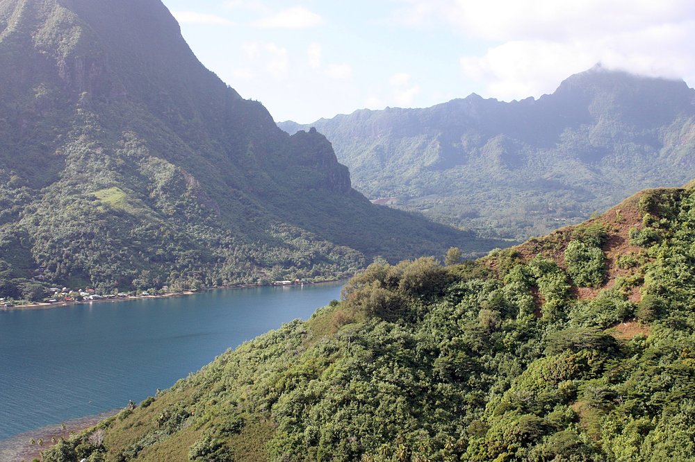 Baie de Cook ou d'Opunohu à Moorea